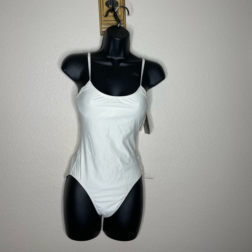 Christina Womens 6 White  One Piece SwimsuitThe Collection NWT